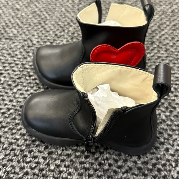 Montelpare Black Kids Boots with Red Heart Accent - Picture 3 of 5